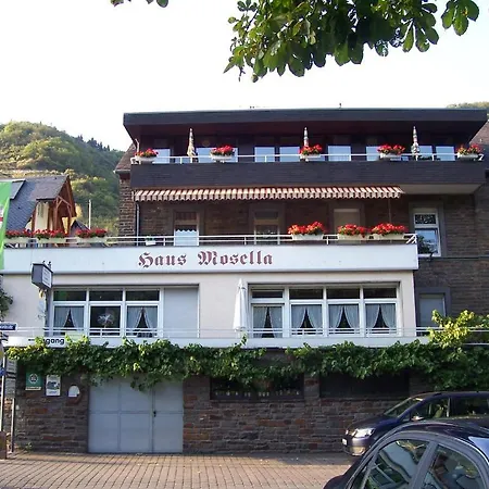 Gastehaus Mosella Konukevi *