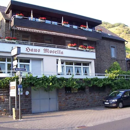 Gastehaus Mosella Konukevi