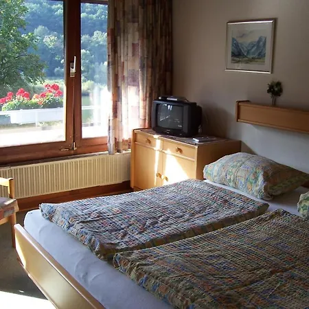 Konukevi Gastehaus Mosella *